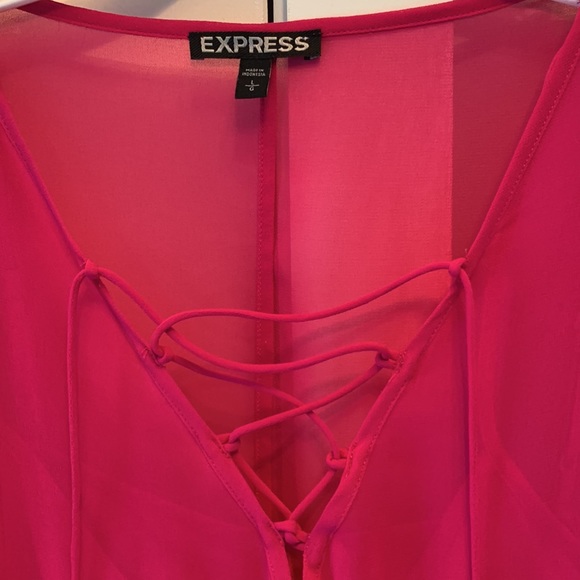 Express flutter sleeve chiffon overlay dress - Picture 2 of 3